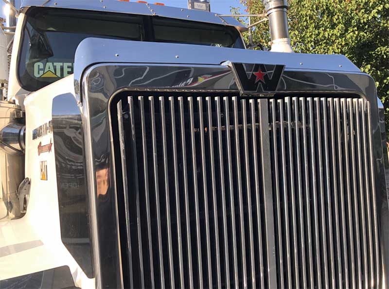 STAINLESS STEEL SIDE SKIRTS WESTERN STAR